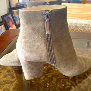 Suede gray boots